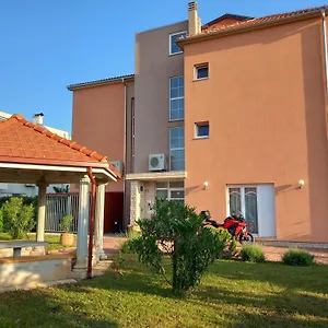 3* Guest house Bed & Breakfast Grgic